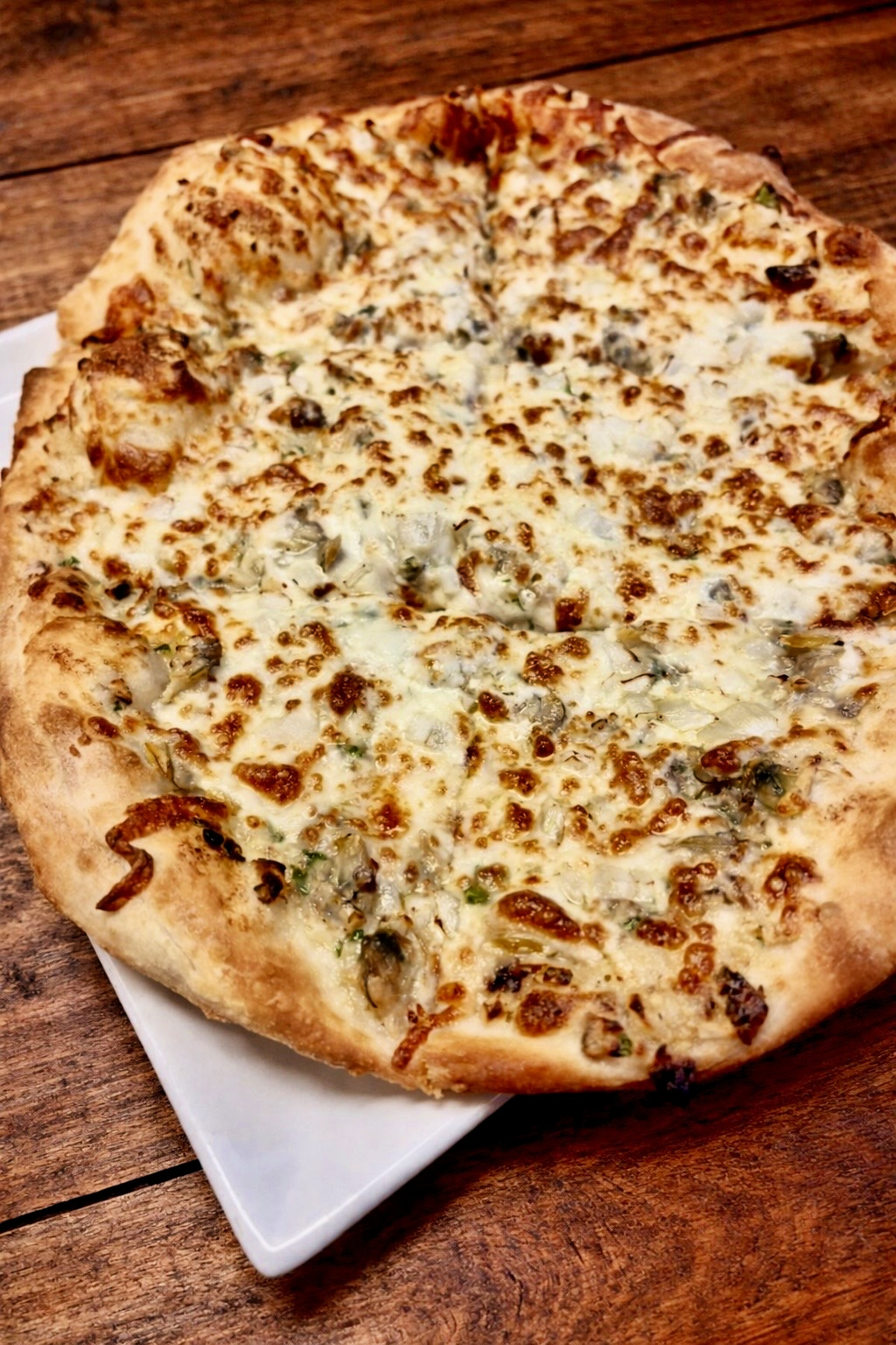 Baby Clam Pizza with Garlic Béchamel 