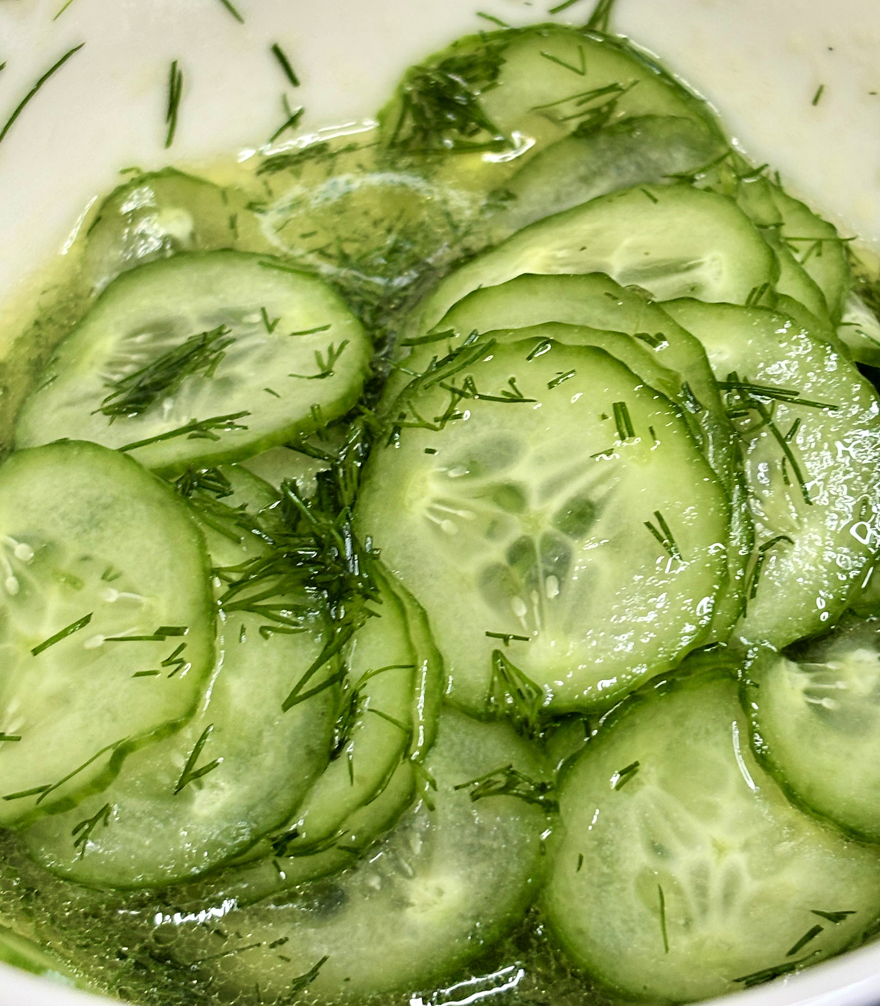 German Cucumber Dill Salad (Gurkensalat)
